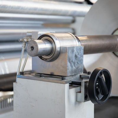 1650mm Máquina de corte de papel de alumínio controlada por computador