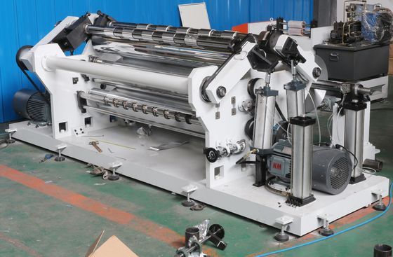 Loja de alimentos 3700 * 1800 * 1500mm Máquina automática de cortar e enrolar folha de alumínio